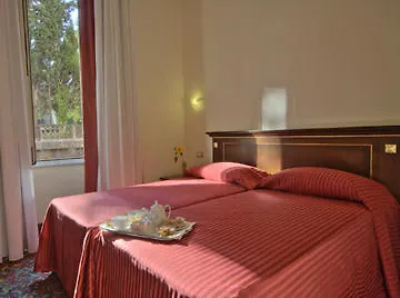 Beau Site - Antica Residenza Rom
