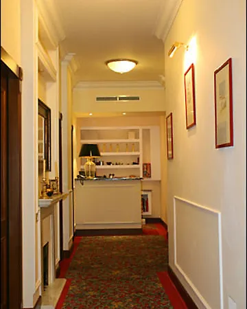 بيت ضيافة Beau Site - Antica Residenza روما